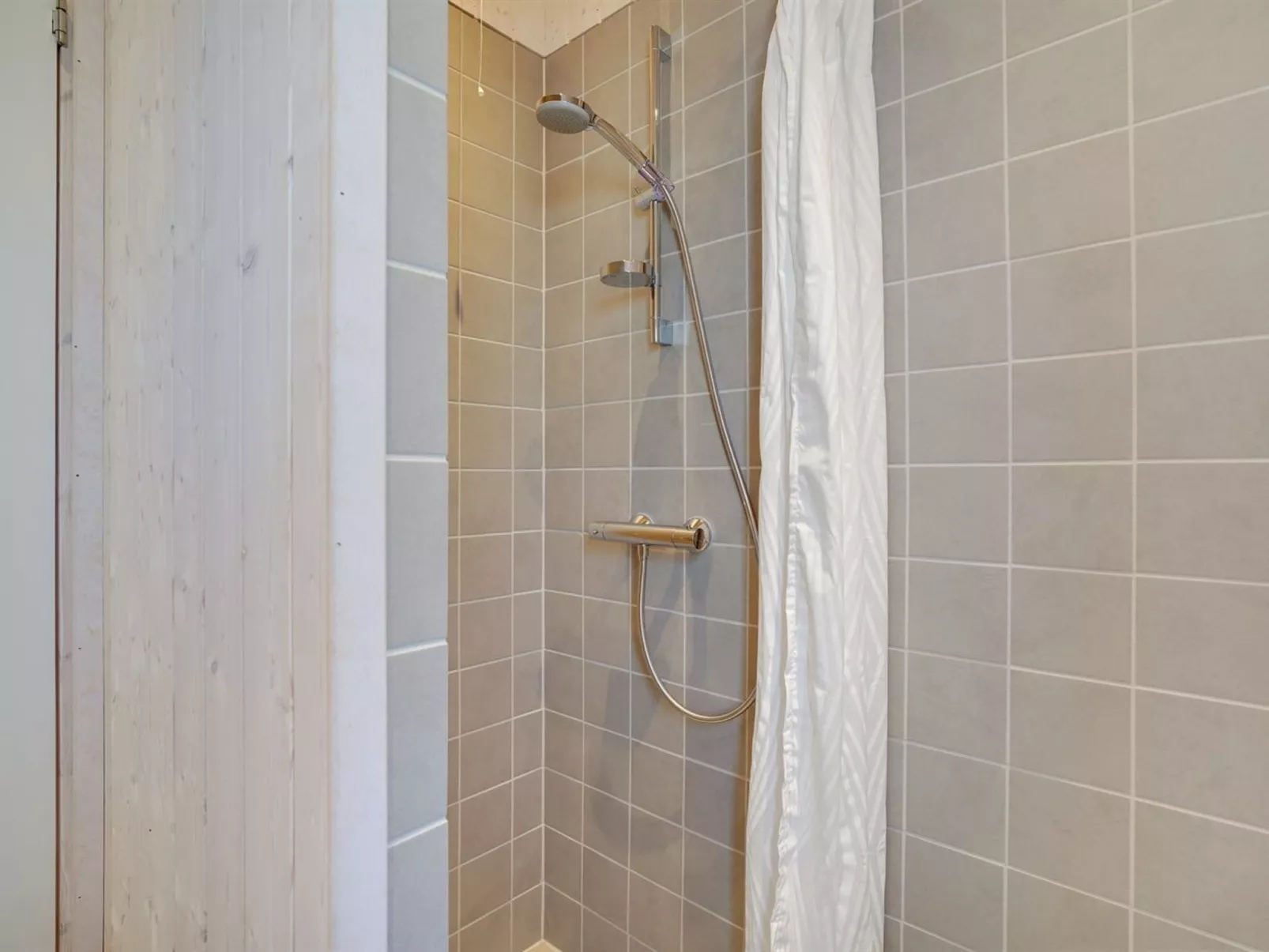 "Gunver" - 150m from the sea-Inside