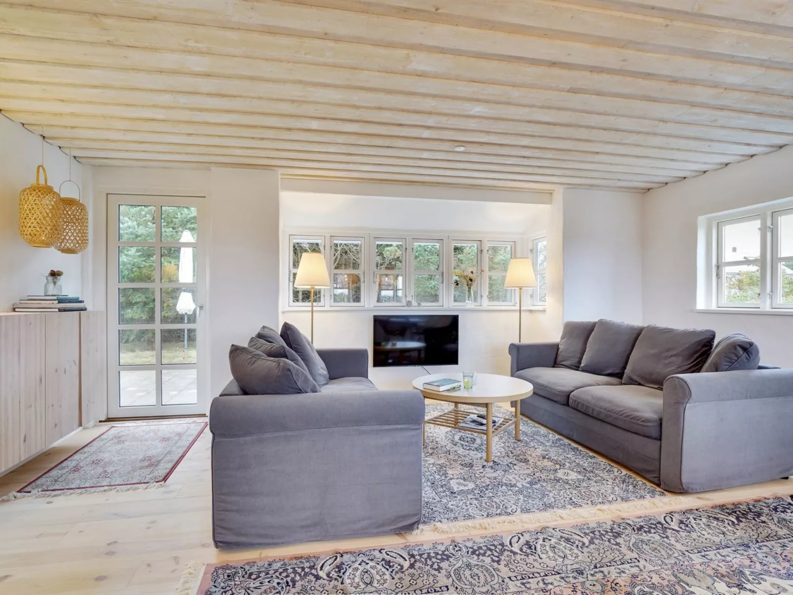 "Meindor" - 350m from the sea-Inside