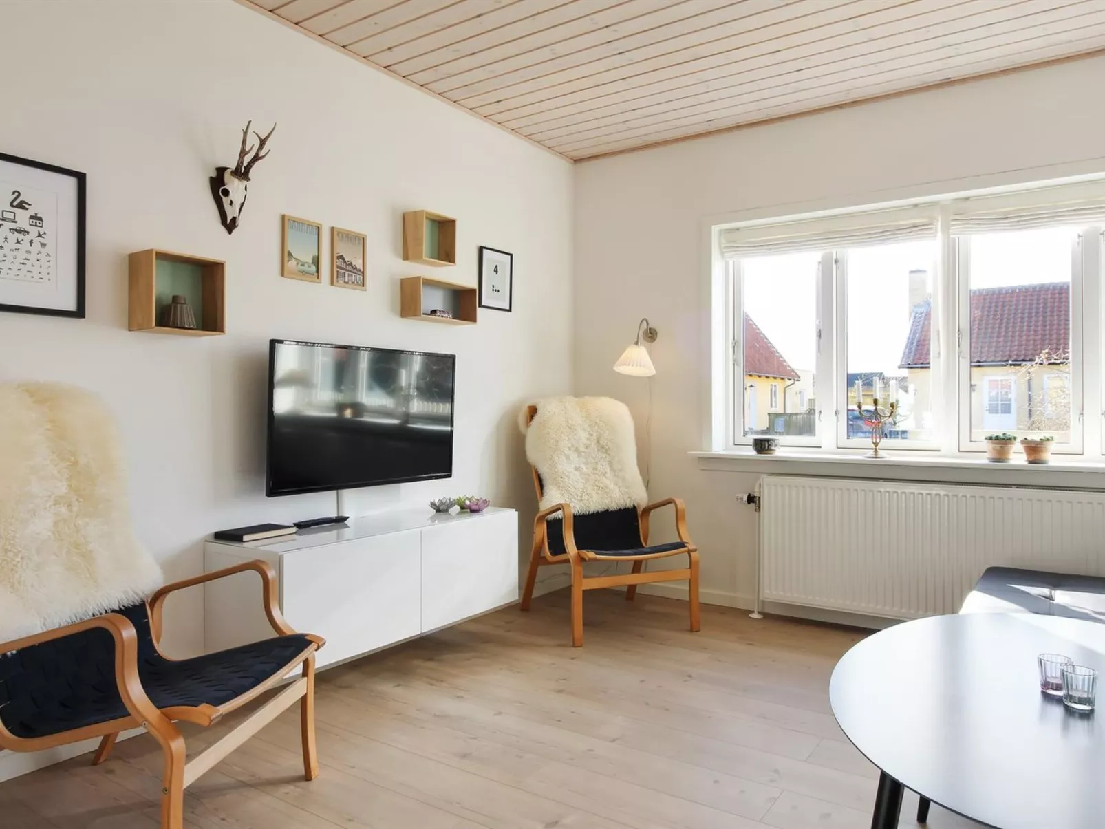 "Caranus" - 900m from the sea-Inside