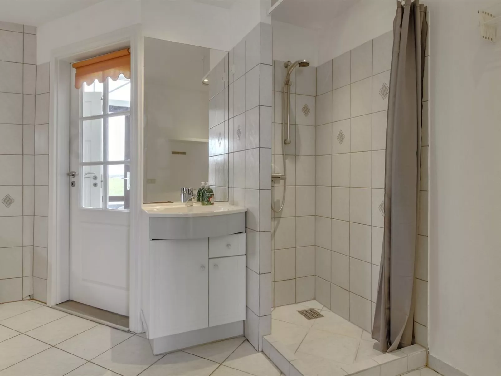 "Juuso" - 20km from the sea-Inside