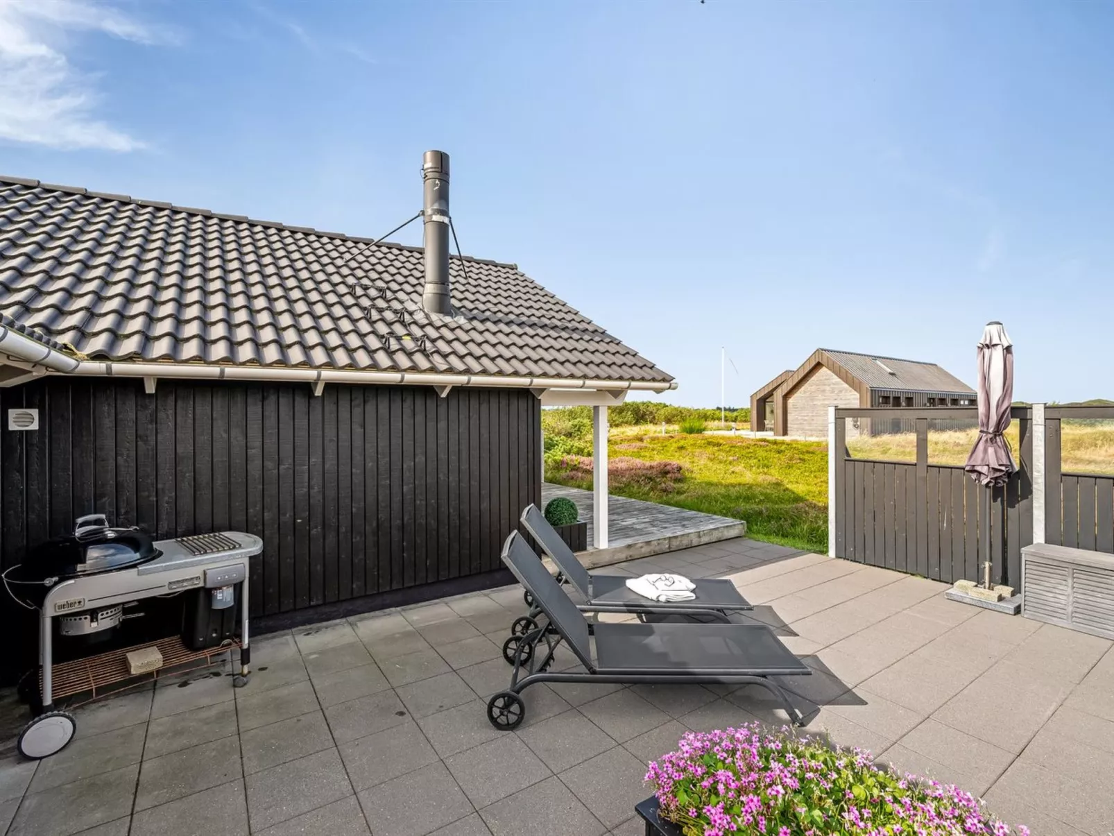 "Christan" - 1.2km from the sea-Outside