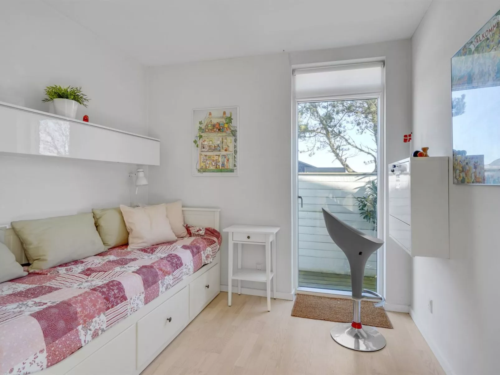 "Biorn" - 70m from the sea-Inside