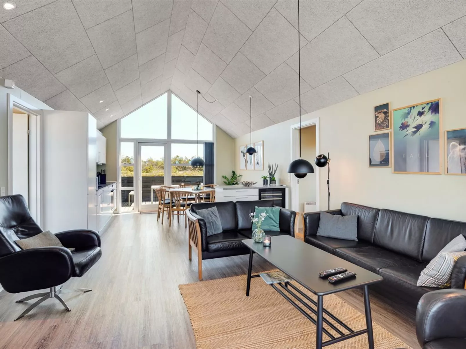 "Eliena" - 500m from the sea-Drinnen