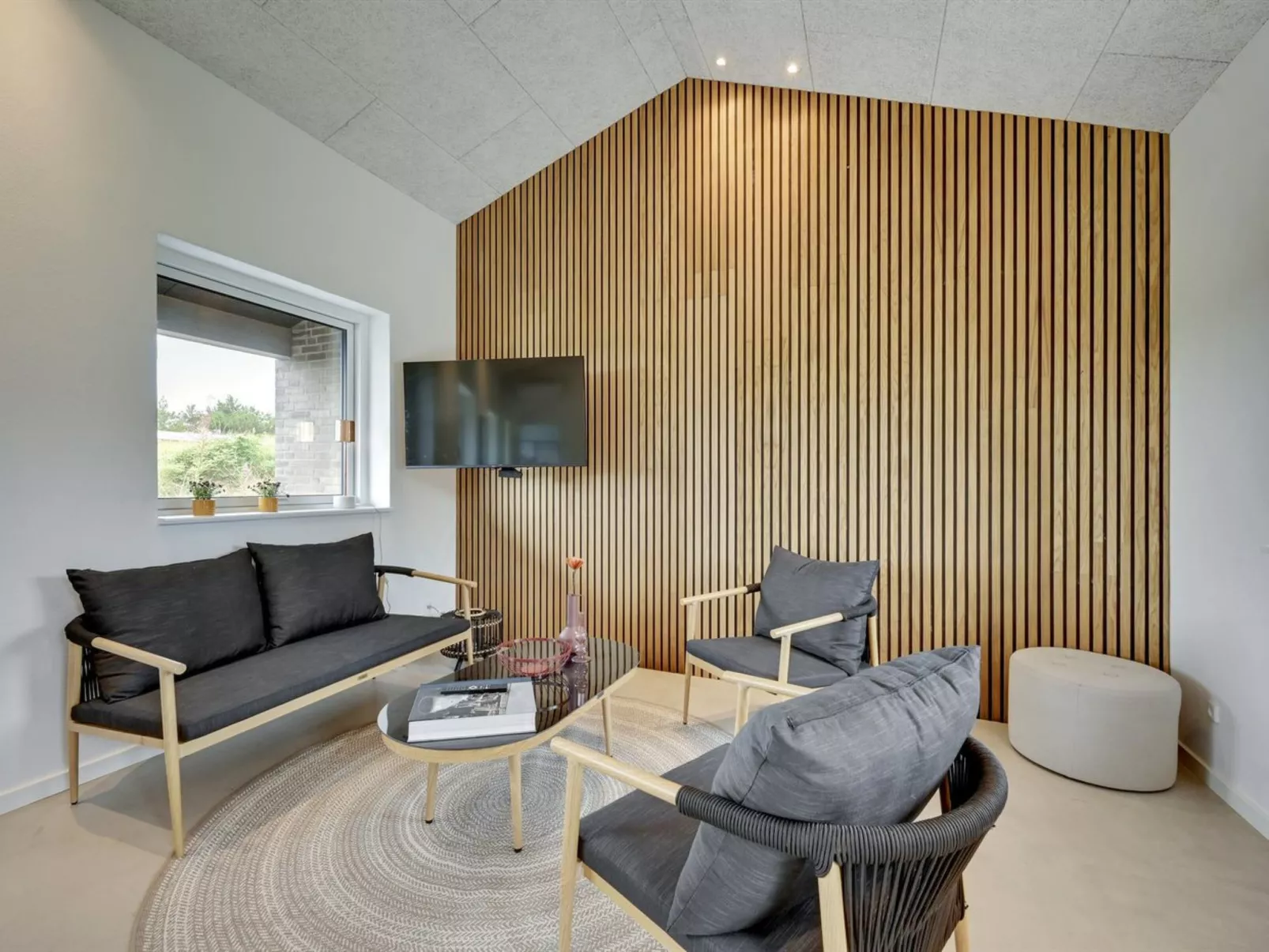 "Pejo" - 950m from the sea-Dedans