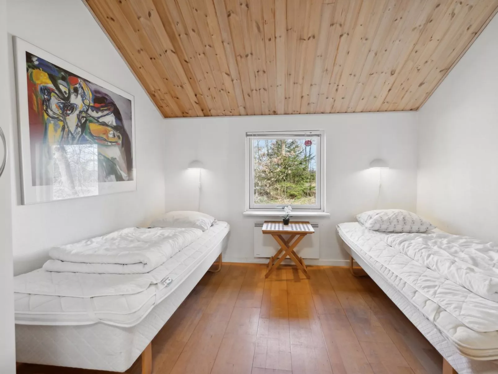 "Amanda" - 30km from the sea-Inside