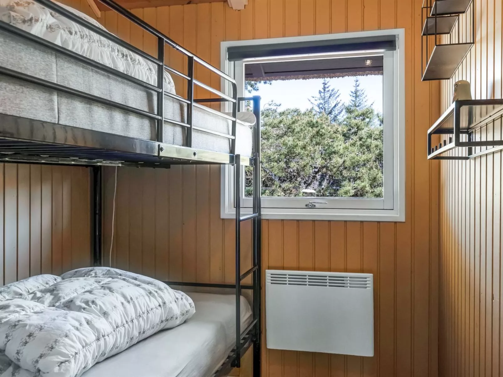 "Urpo" - 6km from the sea-Inside