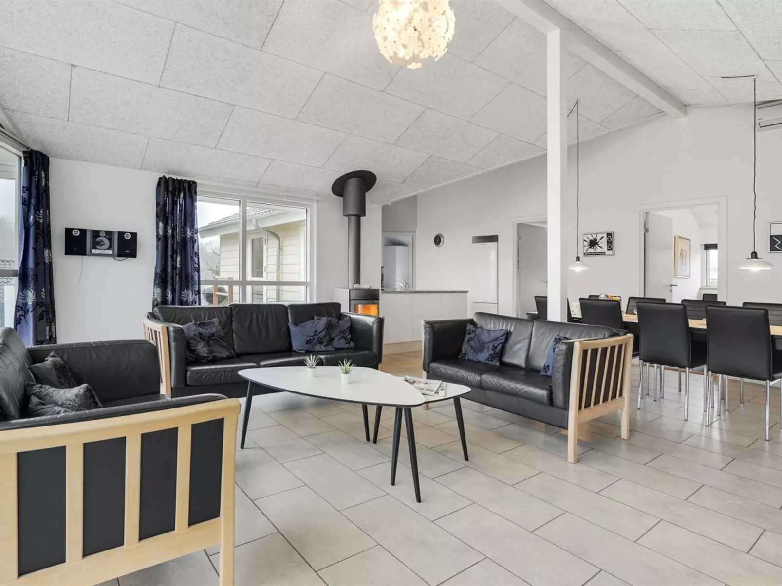 "Cara" - 200m from the sea-Drinnen