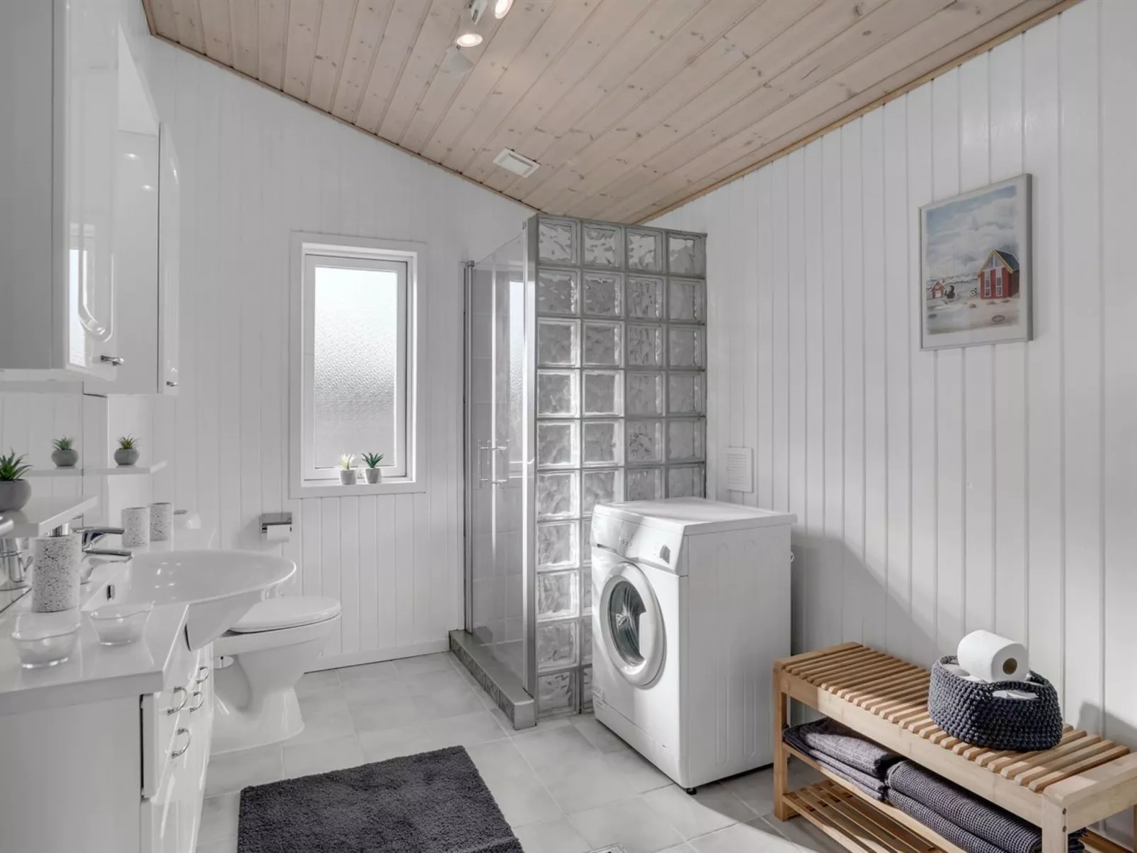 "Tiina" - 1km from the sea-Drinnen