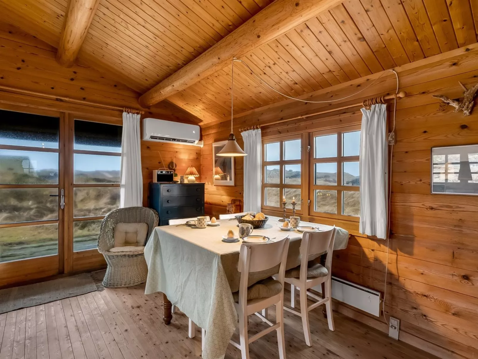 "Herfrith" -  from the sea-Inside