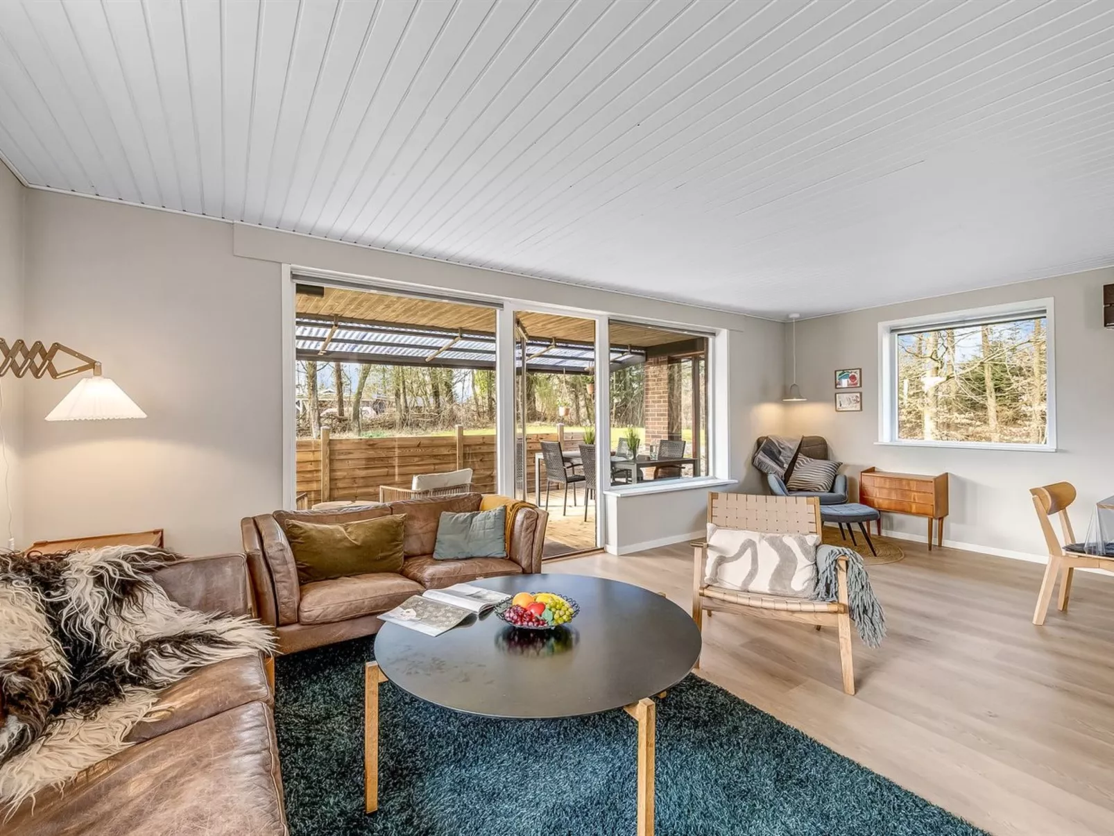 "Gundis" - 500m to the fjord-Inside