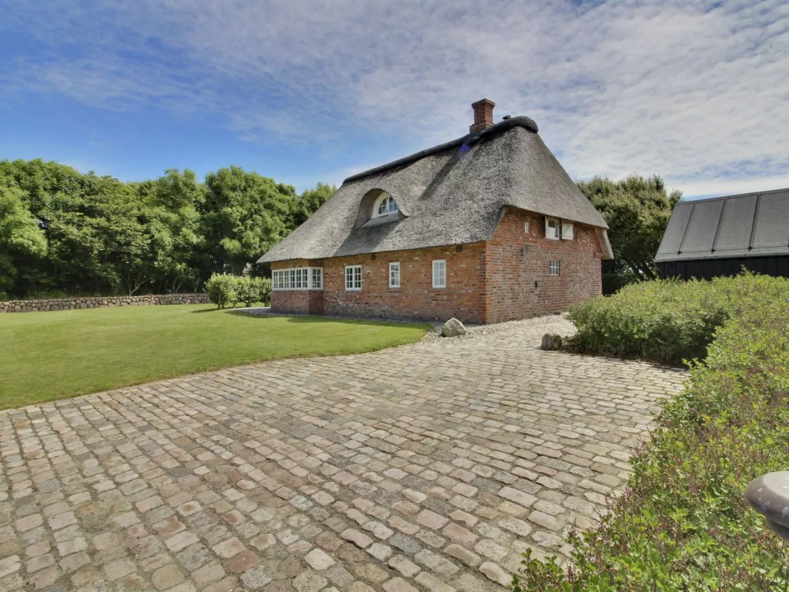 "Ingulf" - 18km from the sea-Outside