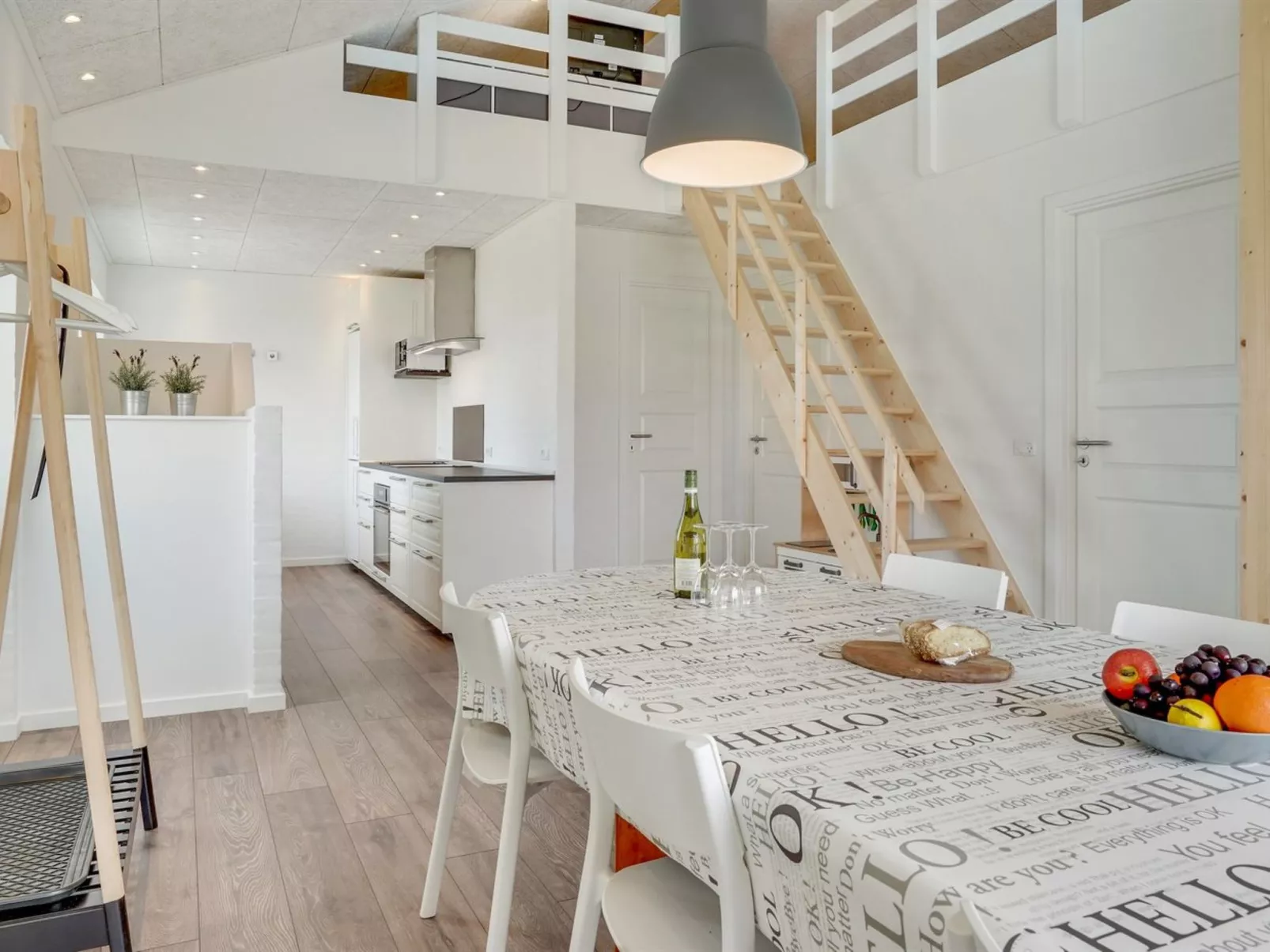 "Teodosij" - 1.1km from the sea-Inside