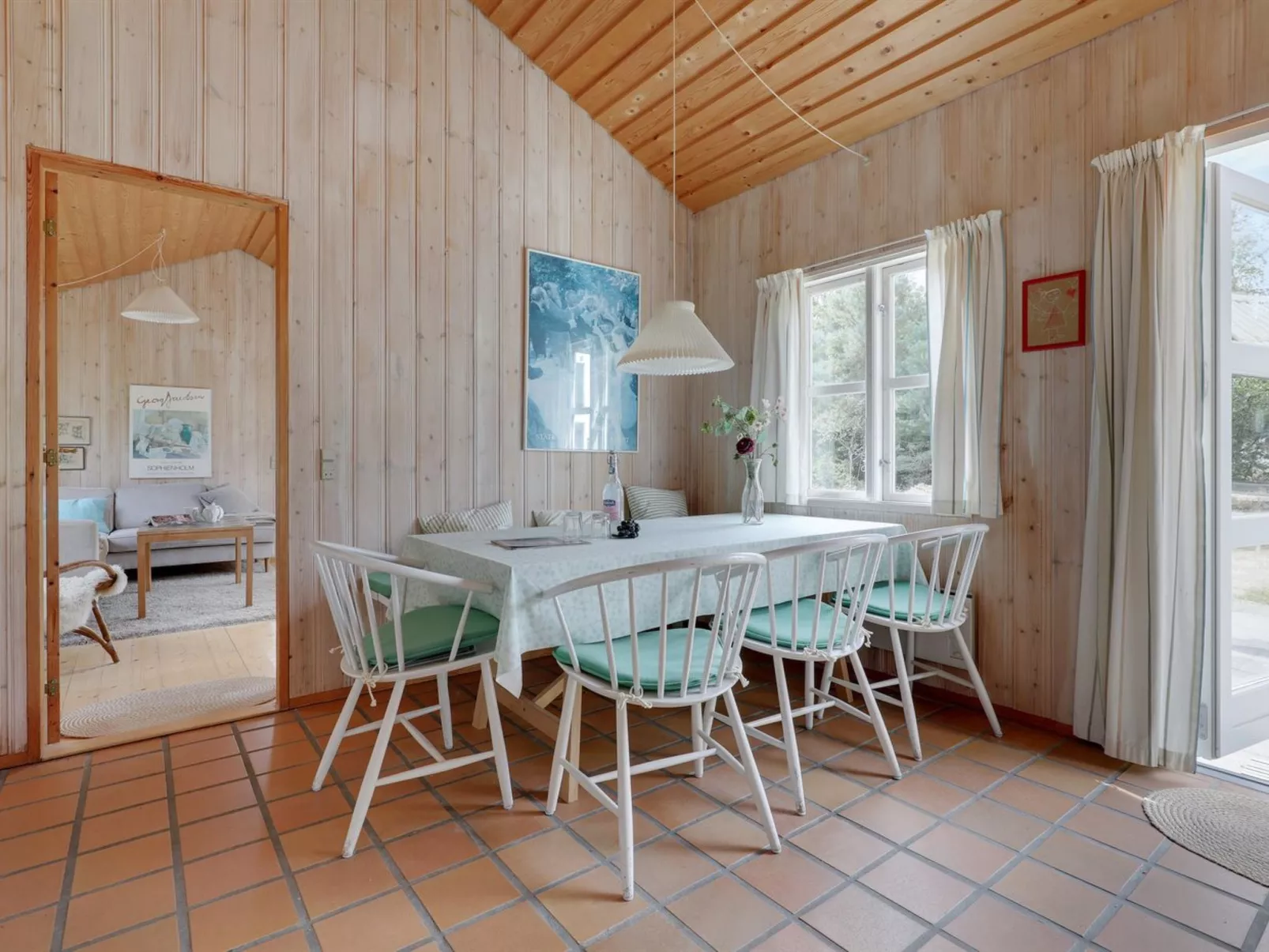 "Læff" - 50m from the sea-Drinnen