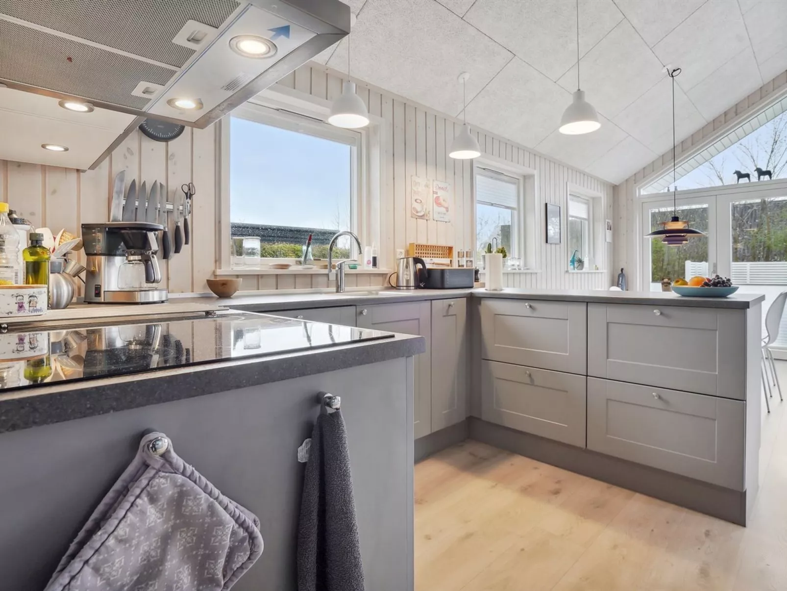 "Gunholm" - 150m from the sea-Drinnen