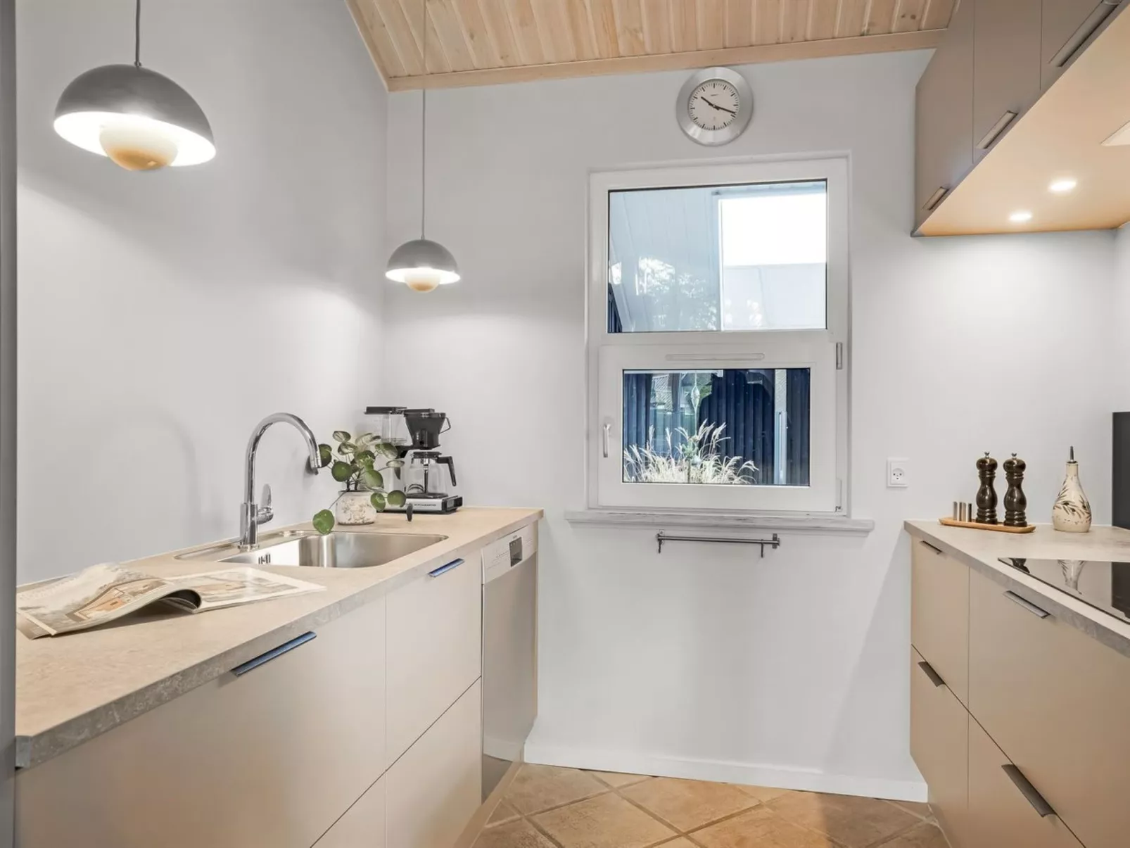 "Talula" - 350m from the sea-Drinnen