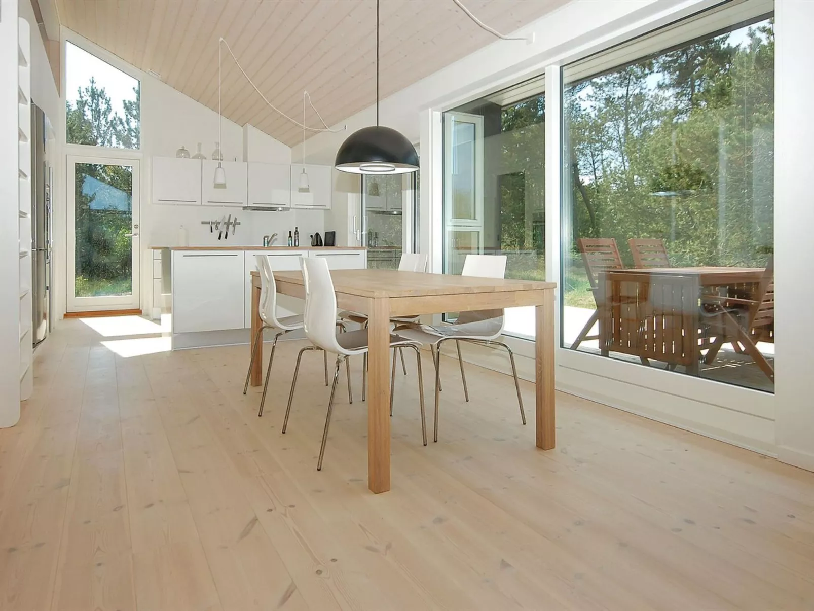 "Melinda" - 2km from the sea-Inside