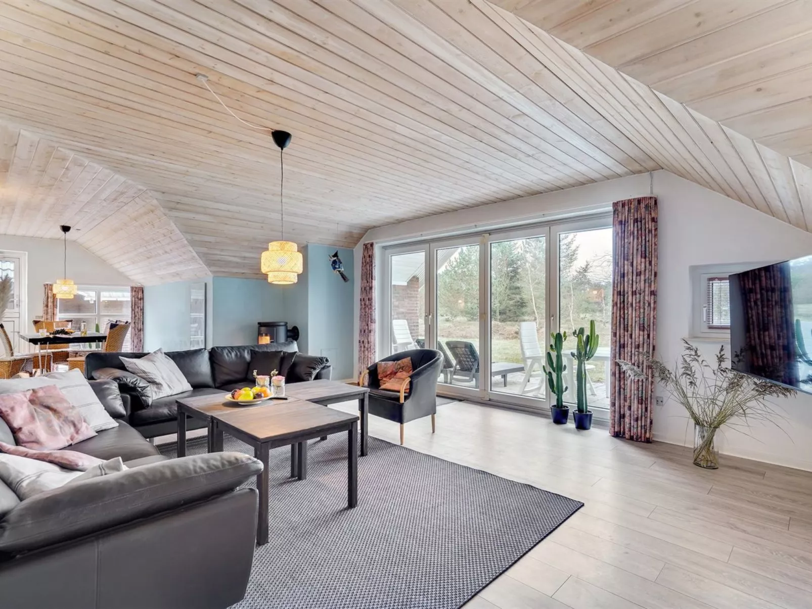 "Lumi" - 800m from the sea-Inside