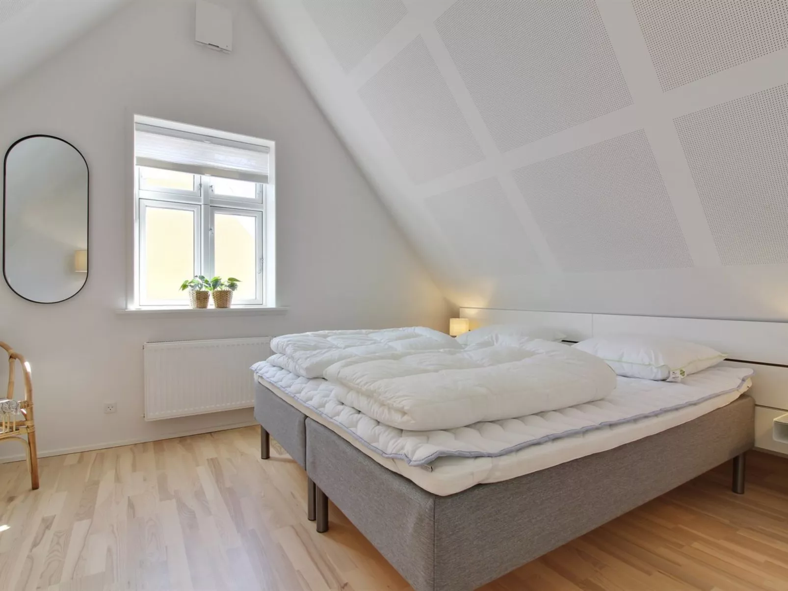 "Gine" - 1.5km from the sea-Inside