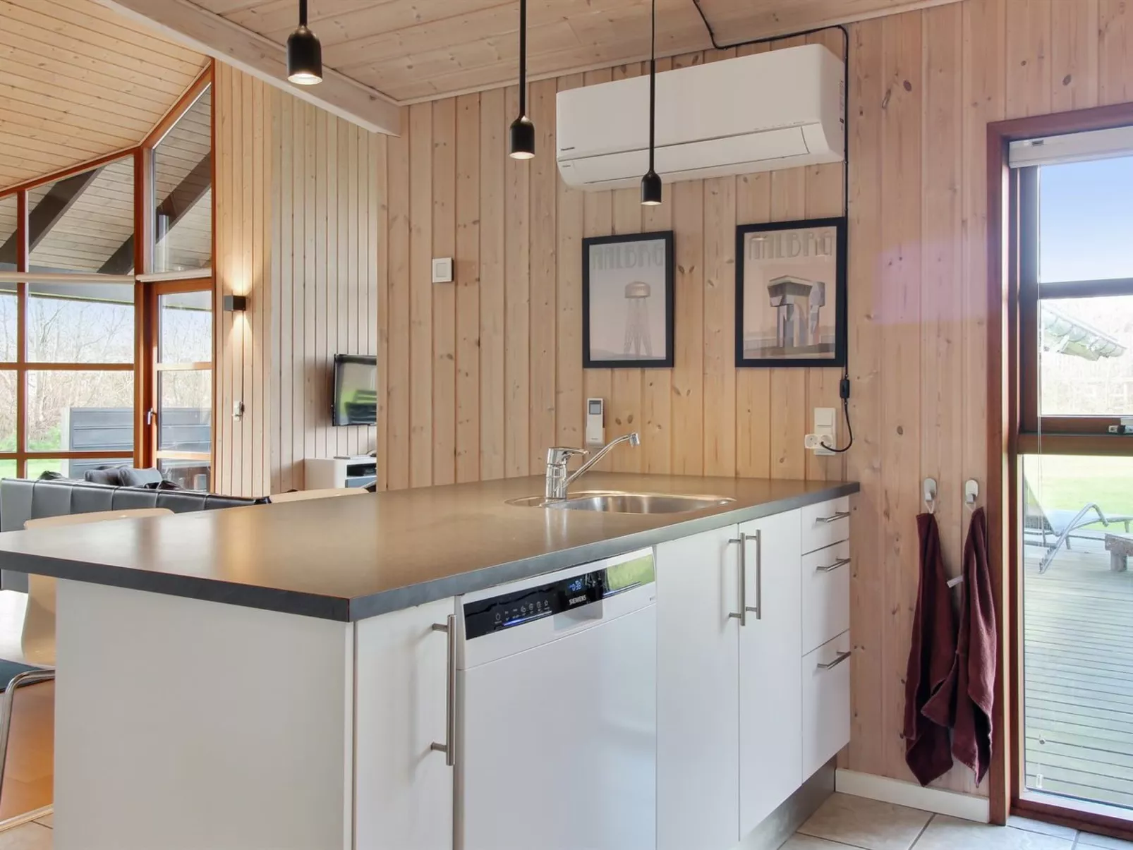 "Harri" - 850m from the sea-Dedans