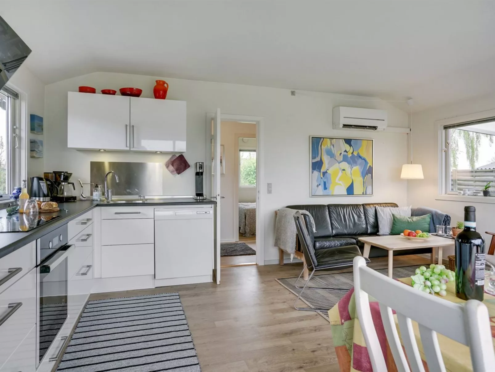 "Ainikki" - 200m from the sea-Inside