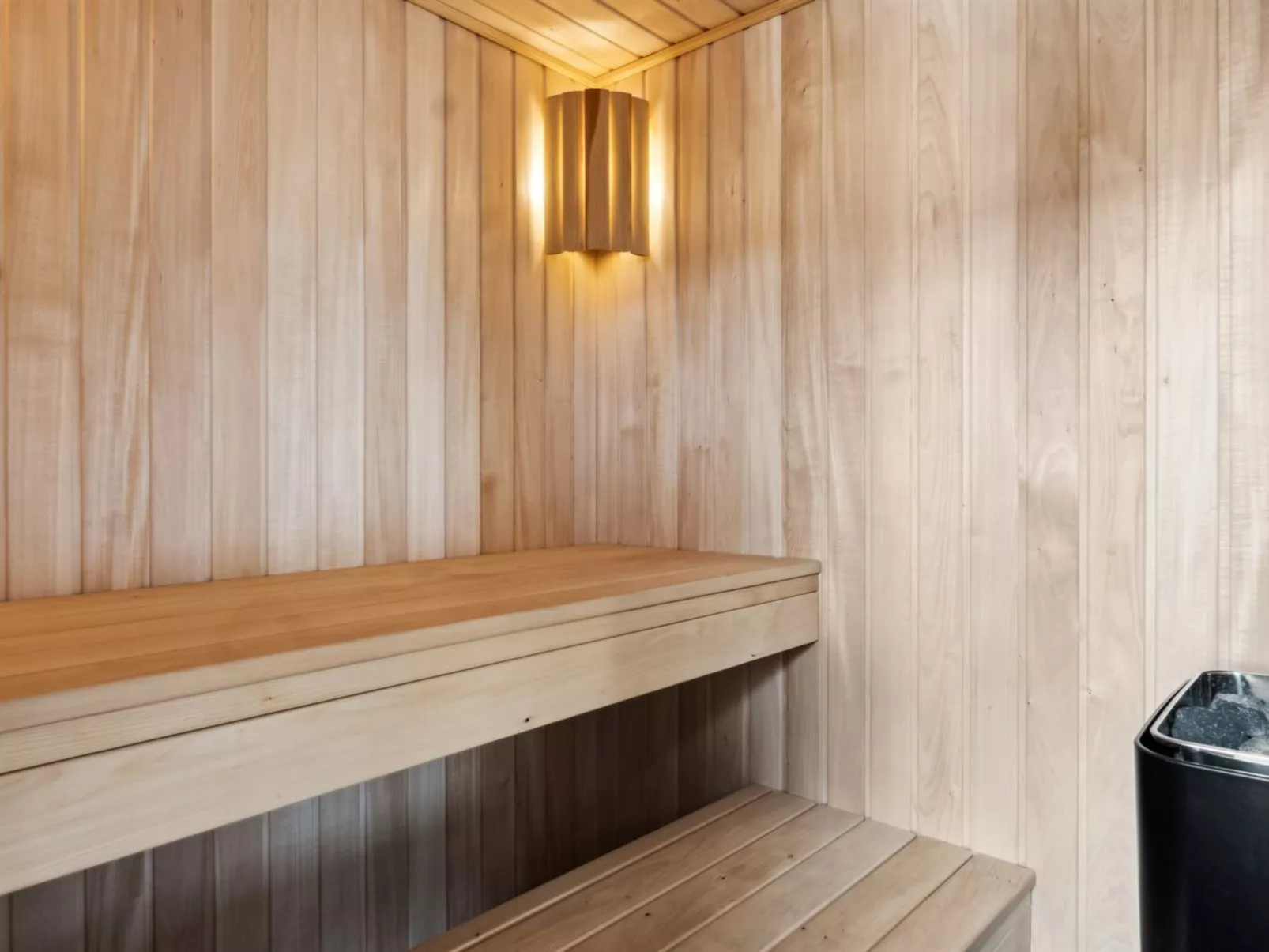 "Wiger" - 150m from the sea-Dedans