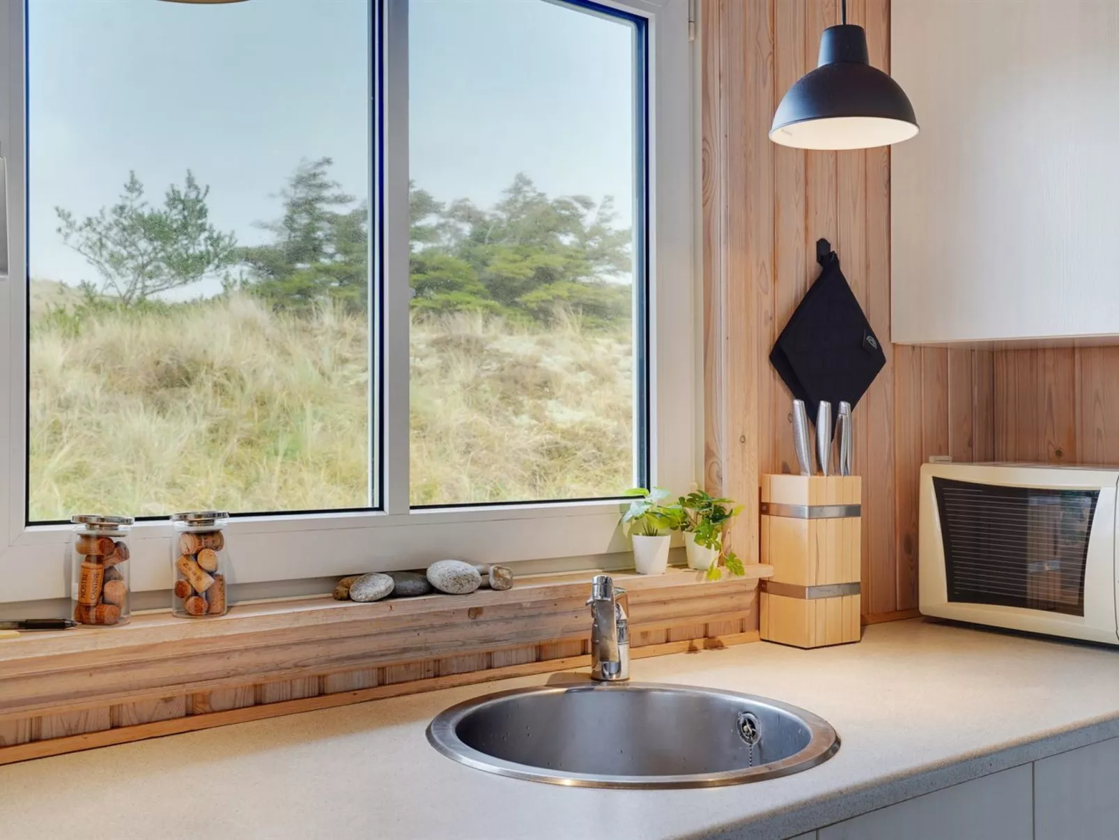 "Melanie" - 950m from the sea-Dedans