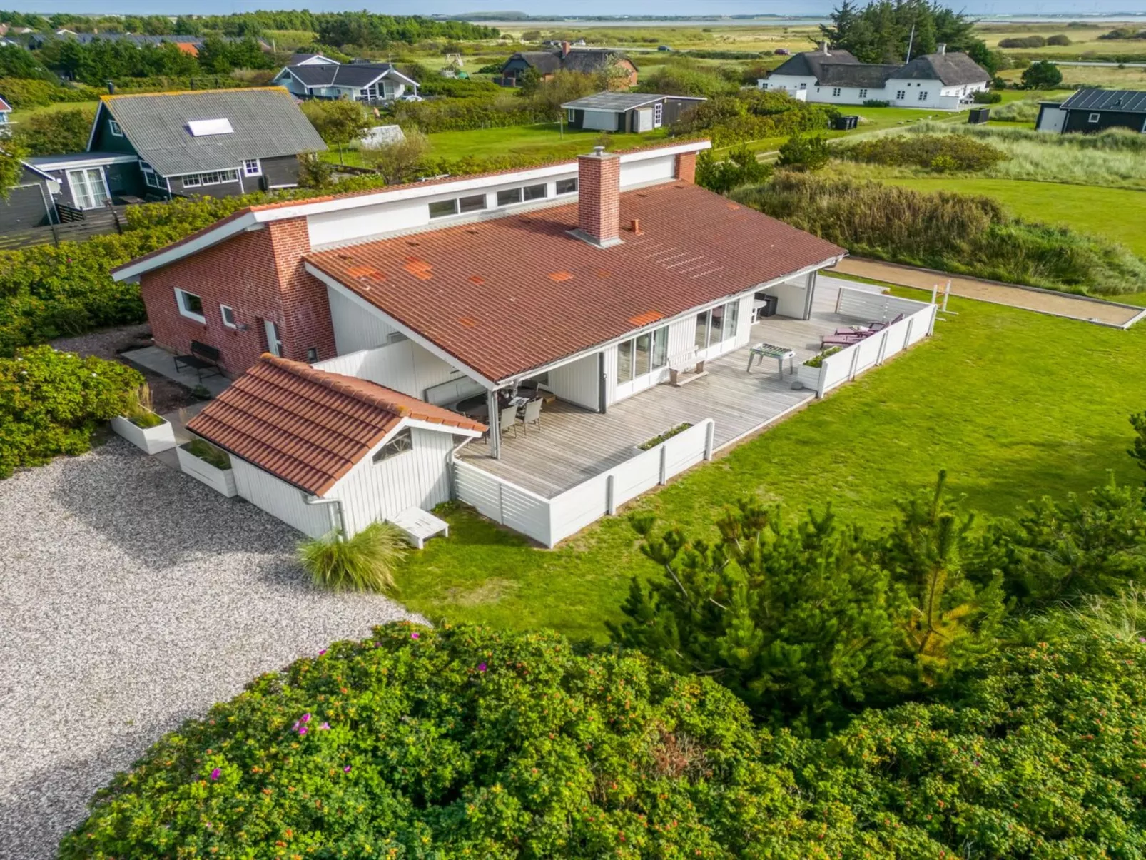 "Saxe" -  from the sea-Outside