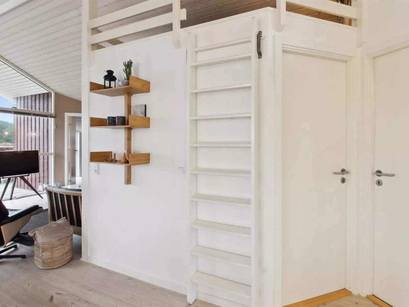 "Tiane" - 800m from the sea-Inside