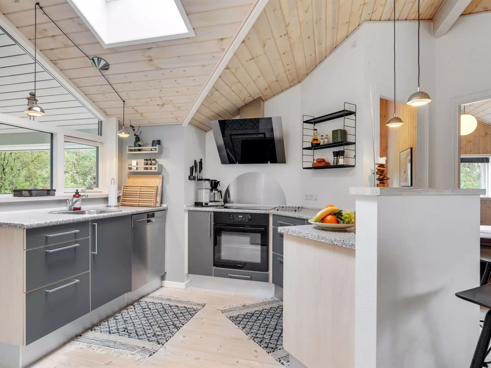 "Grimi" - 4km from the sea-Inside