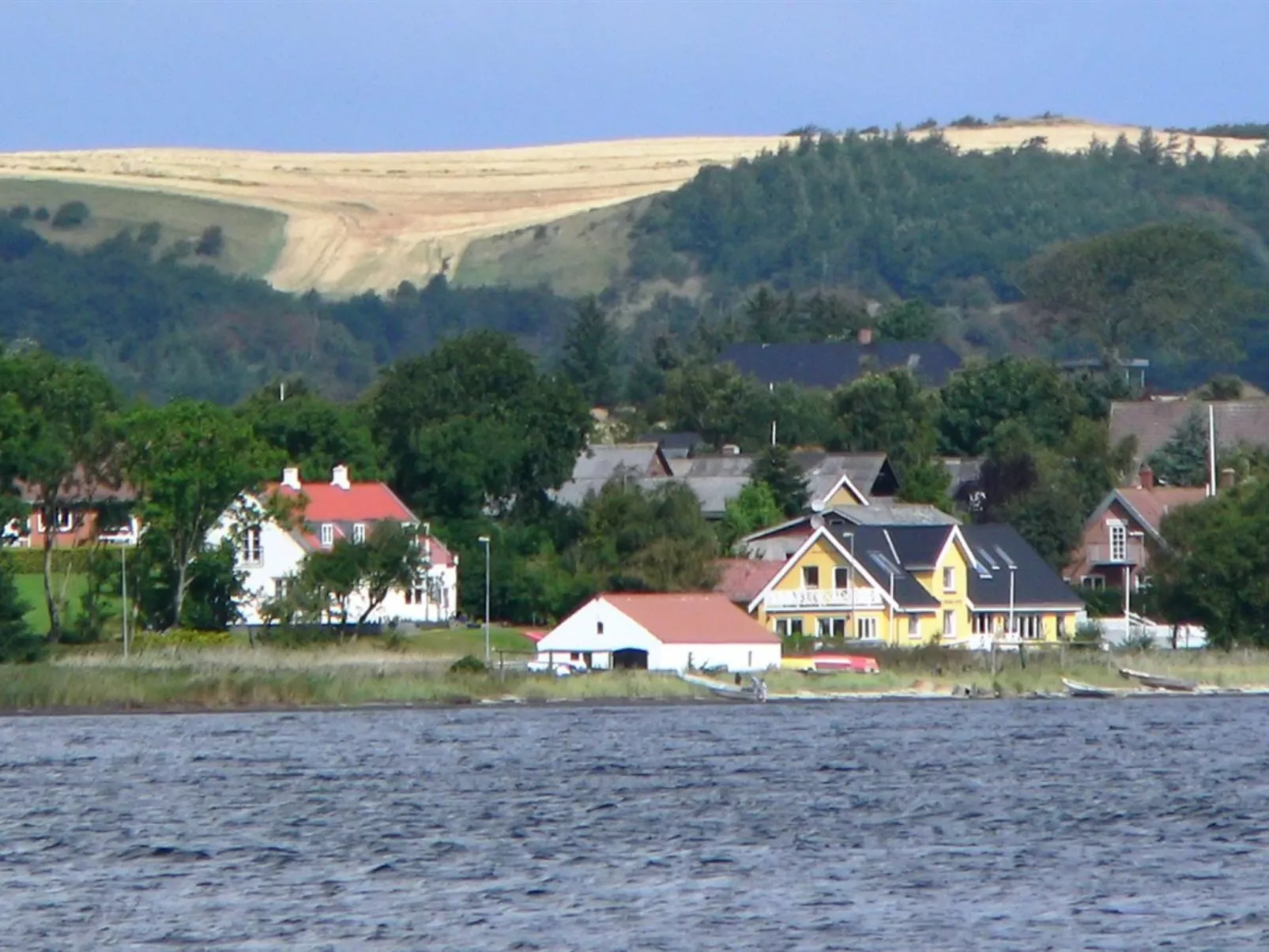 "Rina" - 30m to the fjord-Outside