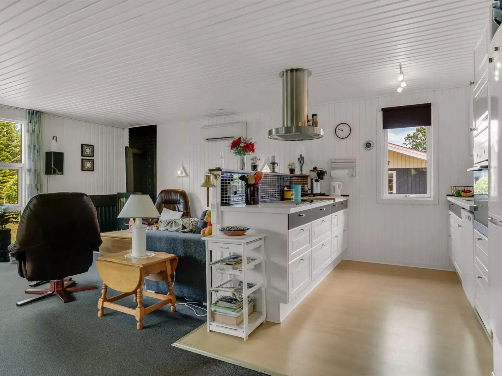 "Aima" - 400m from the sea-Inside