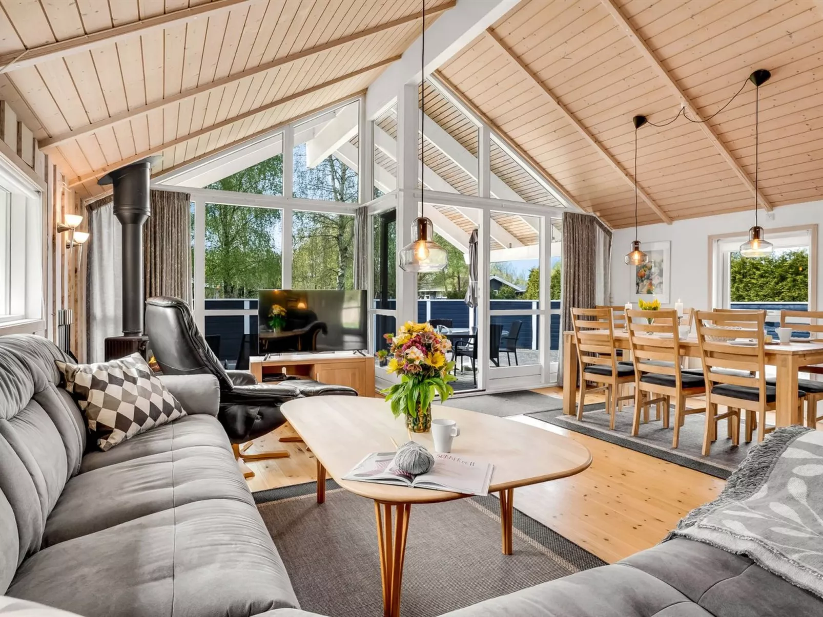 "Alger" - 800m from the sea-Drinnen