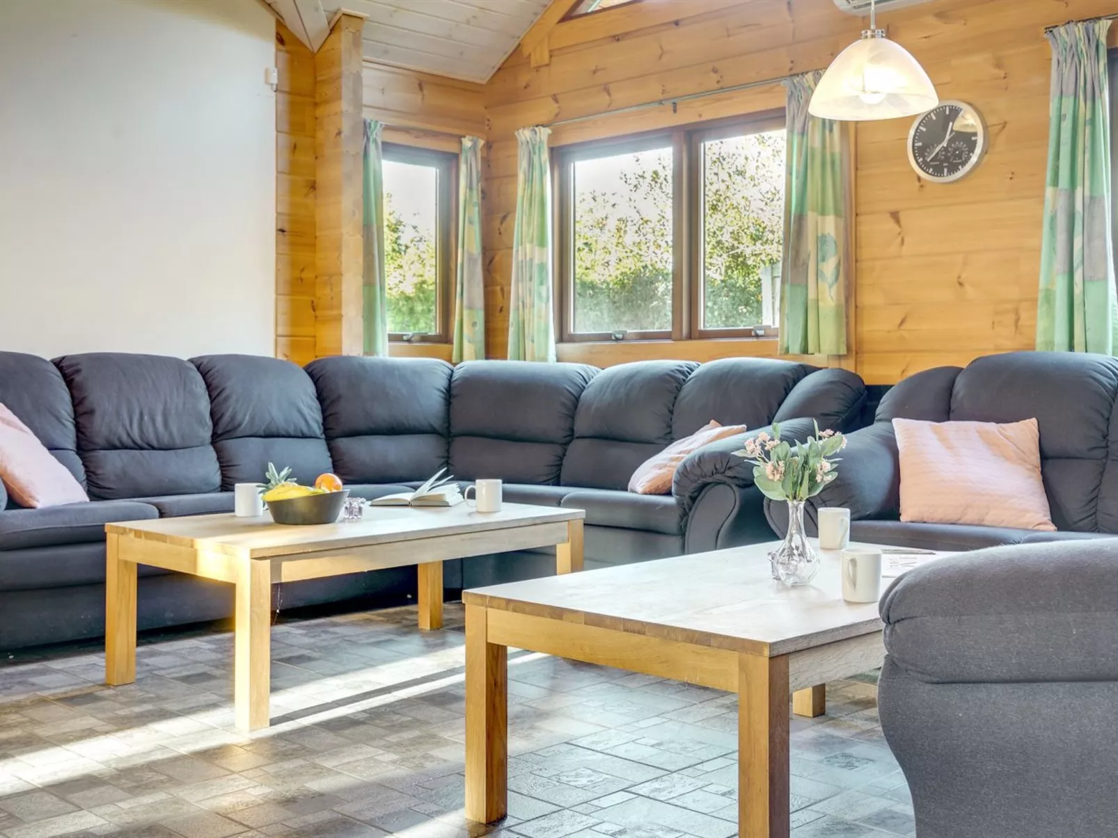 "Dora" - 180m from the sea-Inside