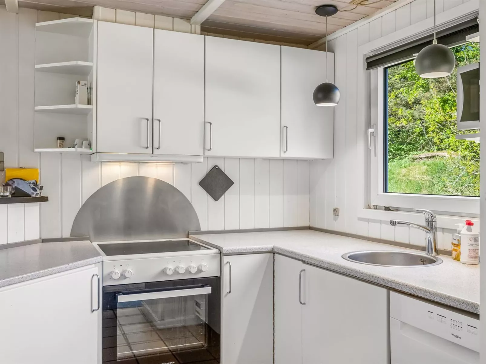 "Livni" - 3.8km from the sea-Drinnen