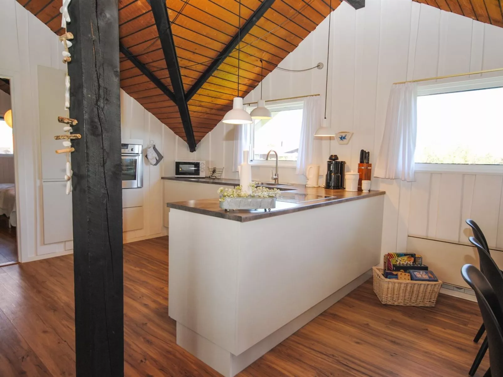 "Sakulf" - 600m from the sea-Inside