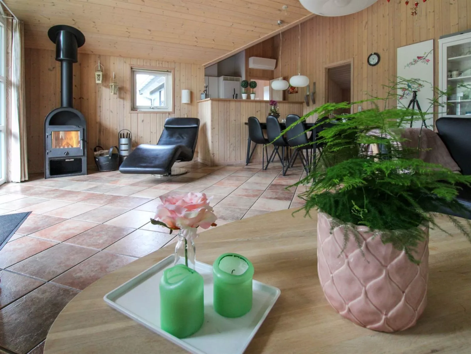 "Ulrikke" - 12km from the sea-Inside