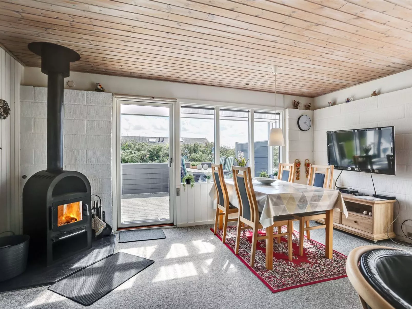 "Haklang" - 200m from the sea-Drinnen