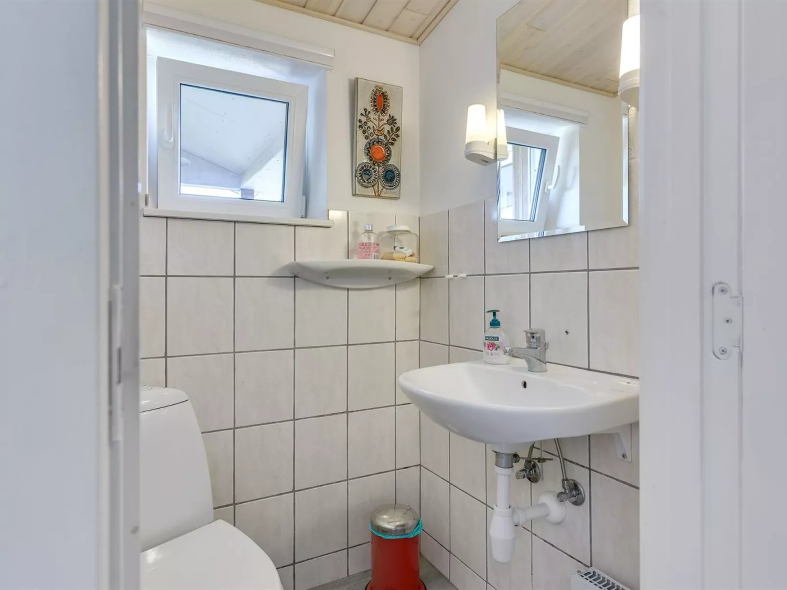 "Harthagunni" - 375m from the sea-Dedans