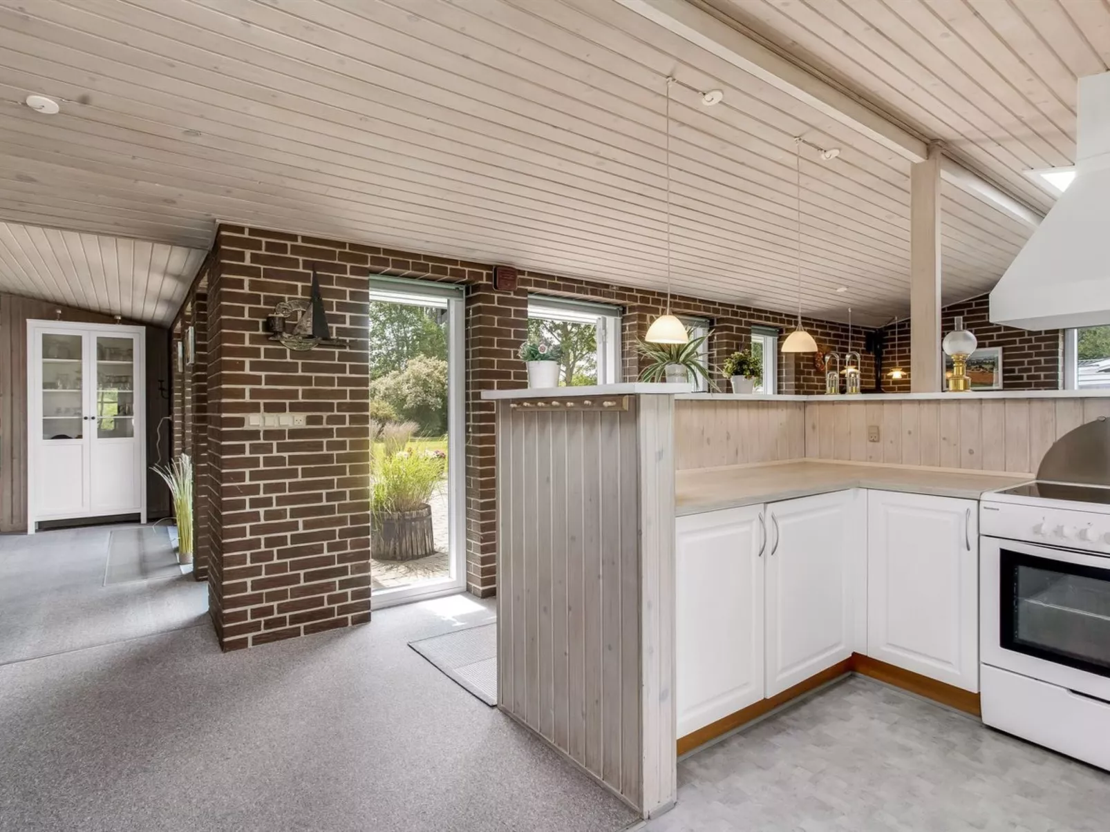 "Sessa" - 800m from the sea-Inside