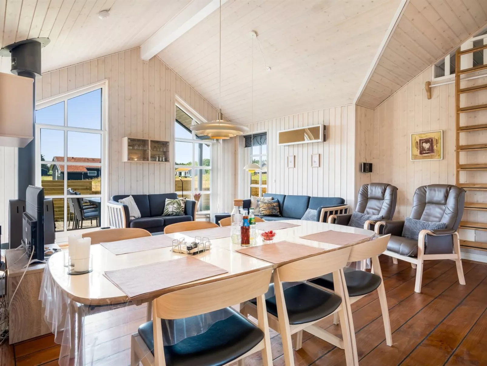 "Annemie" - 1.8km from the sea-Drinnen