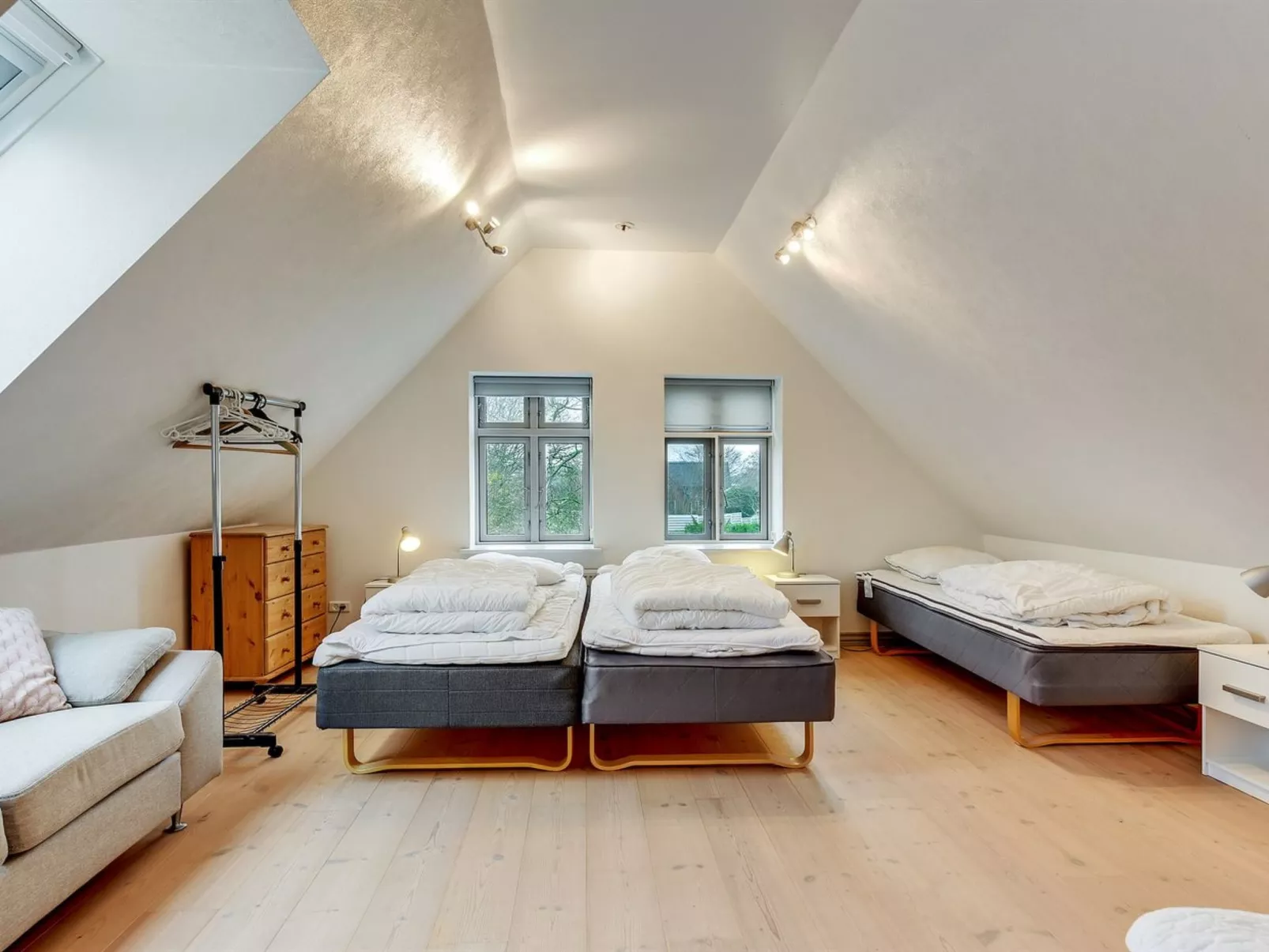 "Sophia" - 8km from the sea-Inside