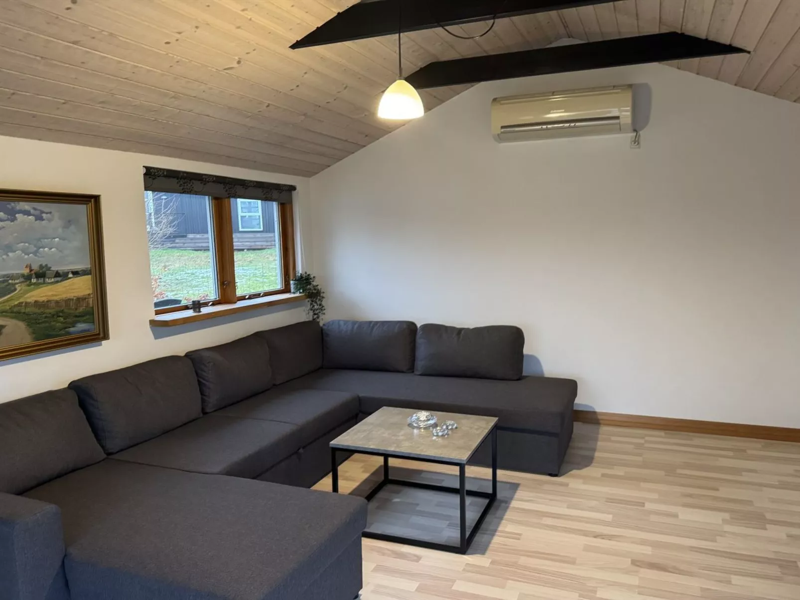 "Rafn" - 550m from the sea-Drinnen