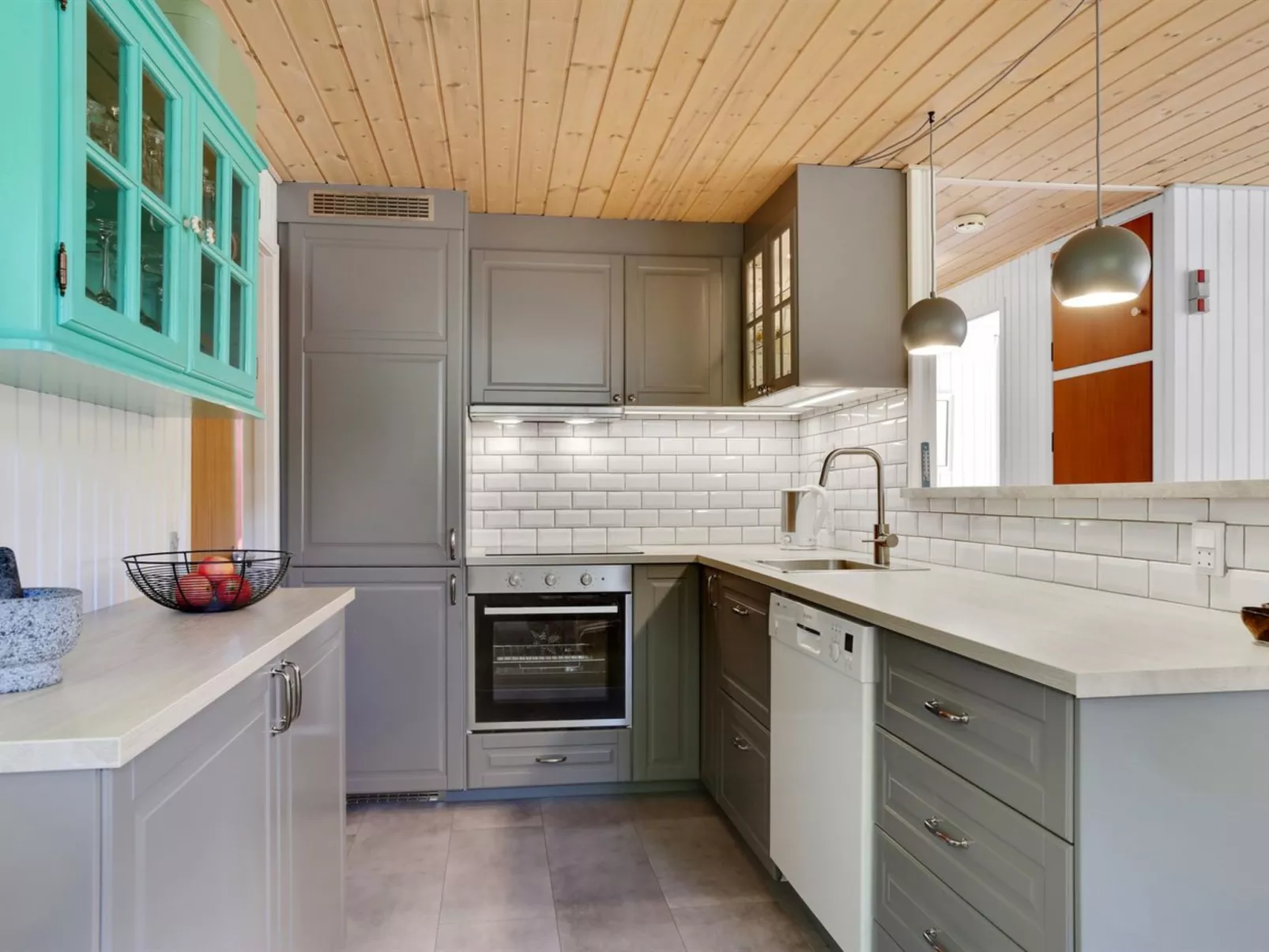 "Anevay" - 300m from the sea-Inside