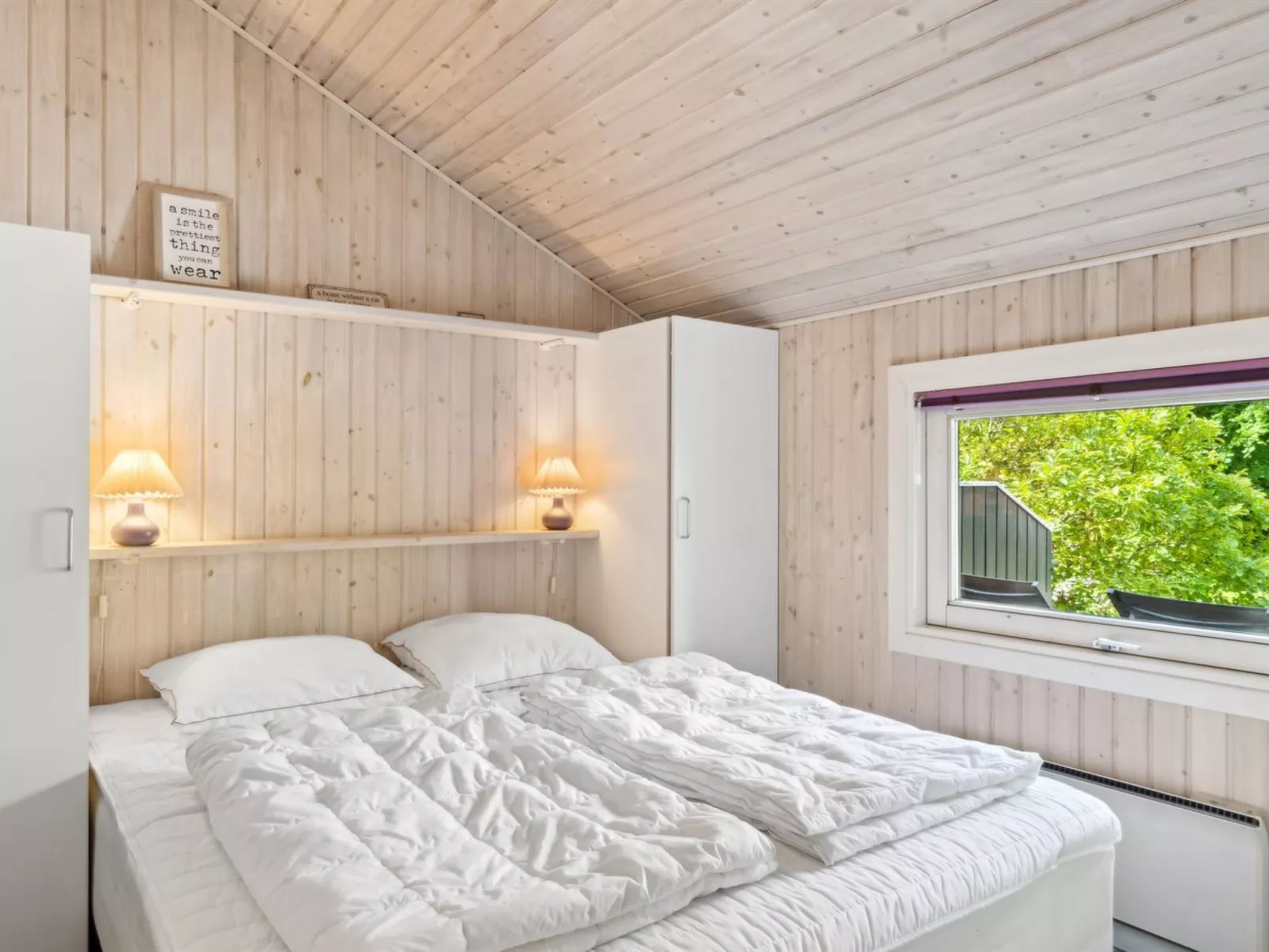 "Batsha" - 350m from the sea-Drinnen