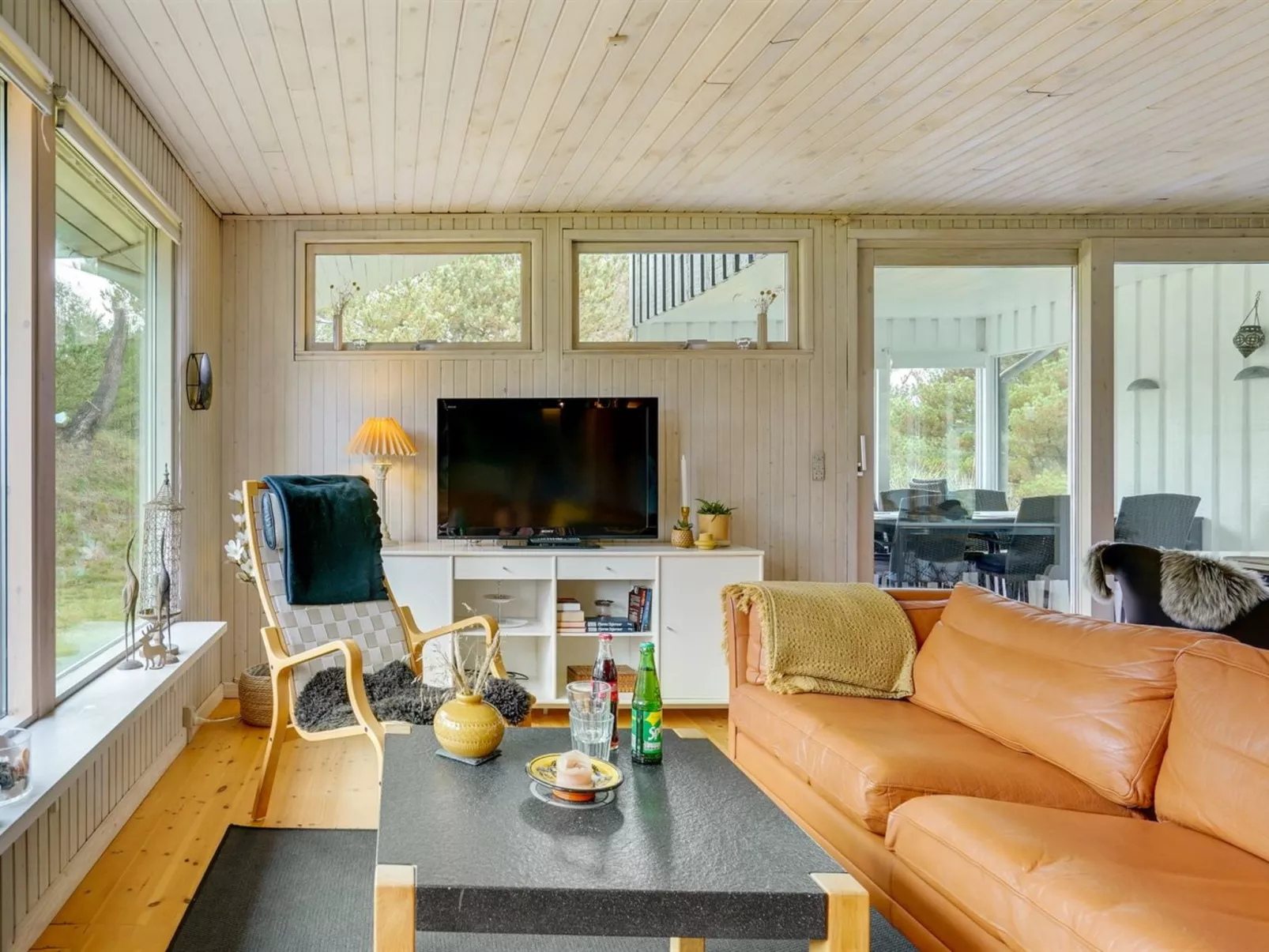 "Gloria" - 2.5km from the sea-Inside