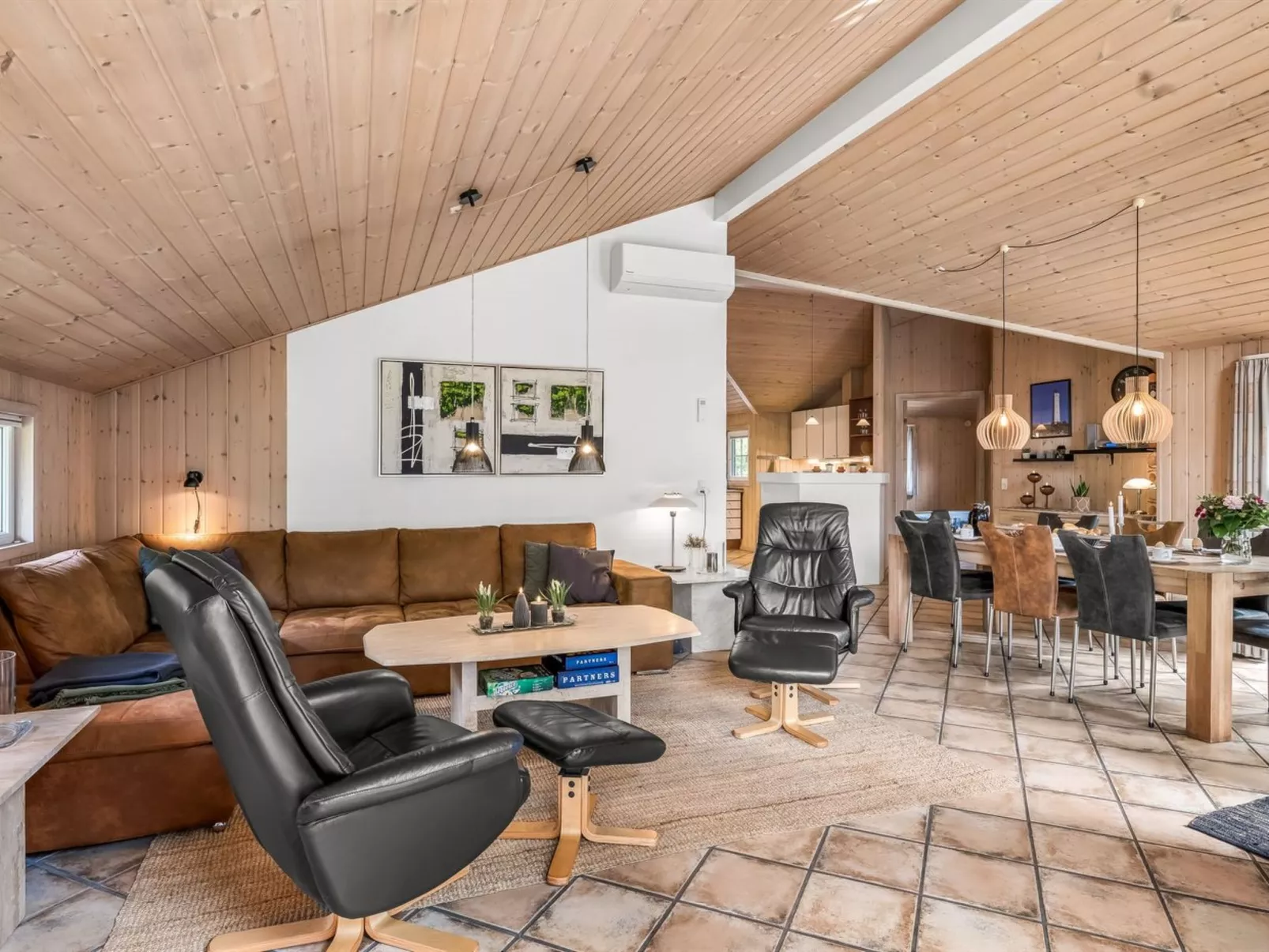 "Tule" - 1.2km from the sea-Dedans