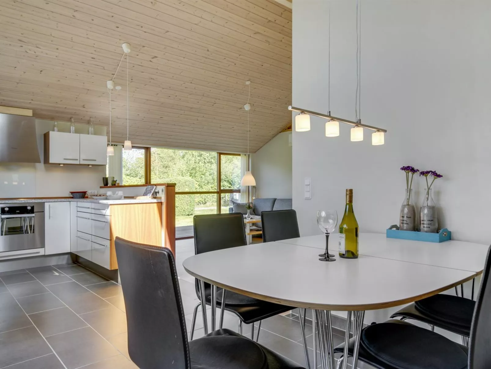 "Biaver" - 350m from the sea-Inside