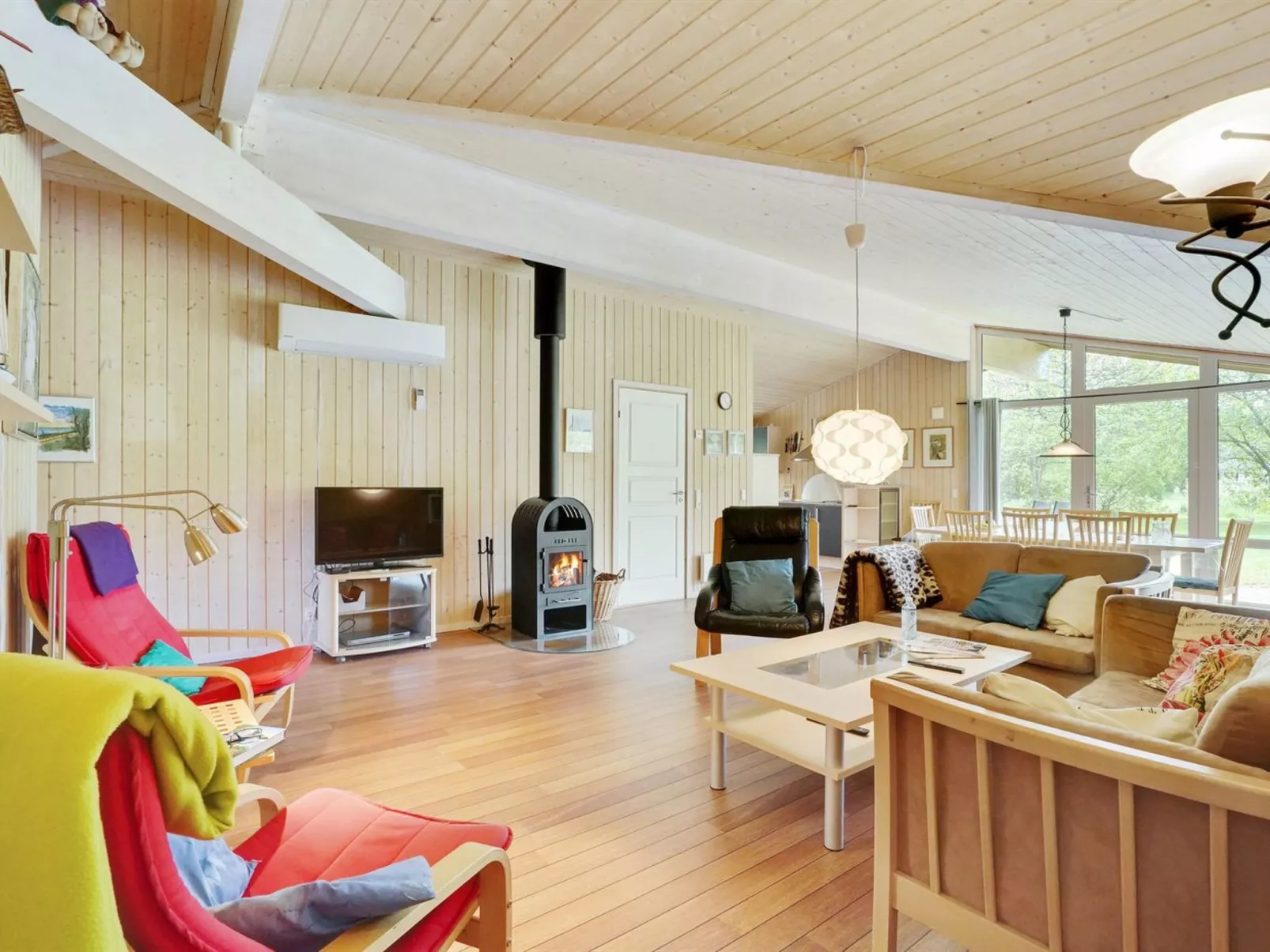 "Els" - 900m from the sea-Inside