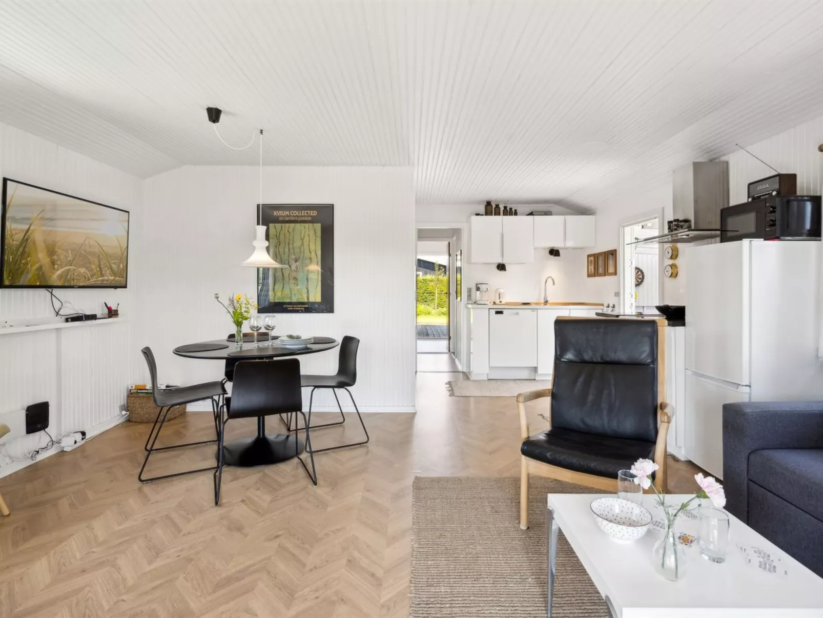 "Thomas" - 120m from the sea-Inside