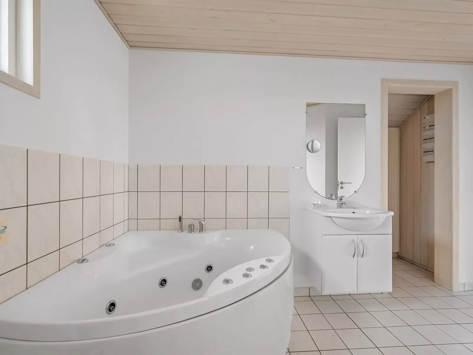 "Erland" - 500m from the sea-Inside